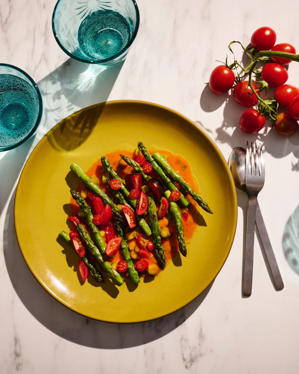 Asparagus With Tomato Vinaigrette
