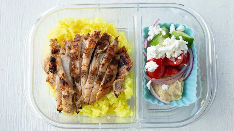 container with chicken shawarma meal prep