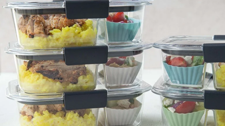containers with chicken shawarma meal prep